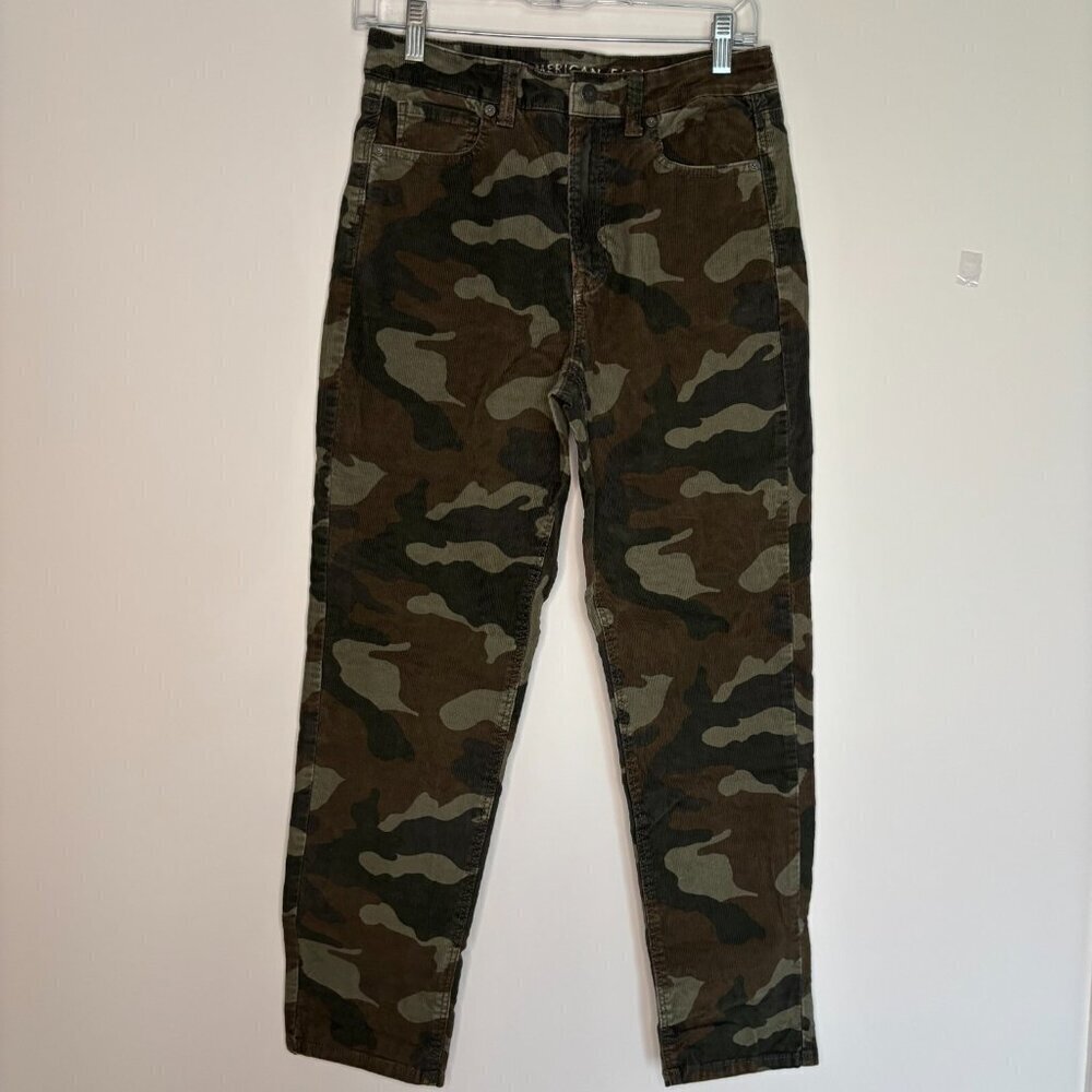 AMERICAN EAGLE 4 Super Stretch Mom Jean Camo Corduroy 5-Pocket Stretch